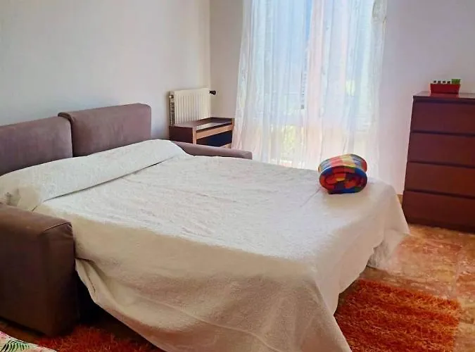 Dalla Franca Gæstehus Chiavari